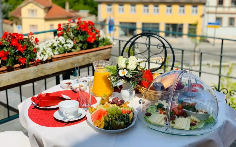 Terrassenfrühstück